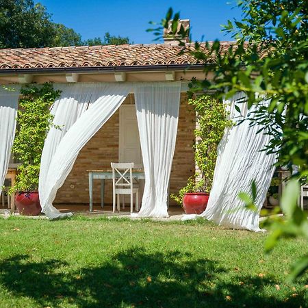 Casavostra - Ambience Suites Ostra Vetere Exteriör bild