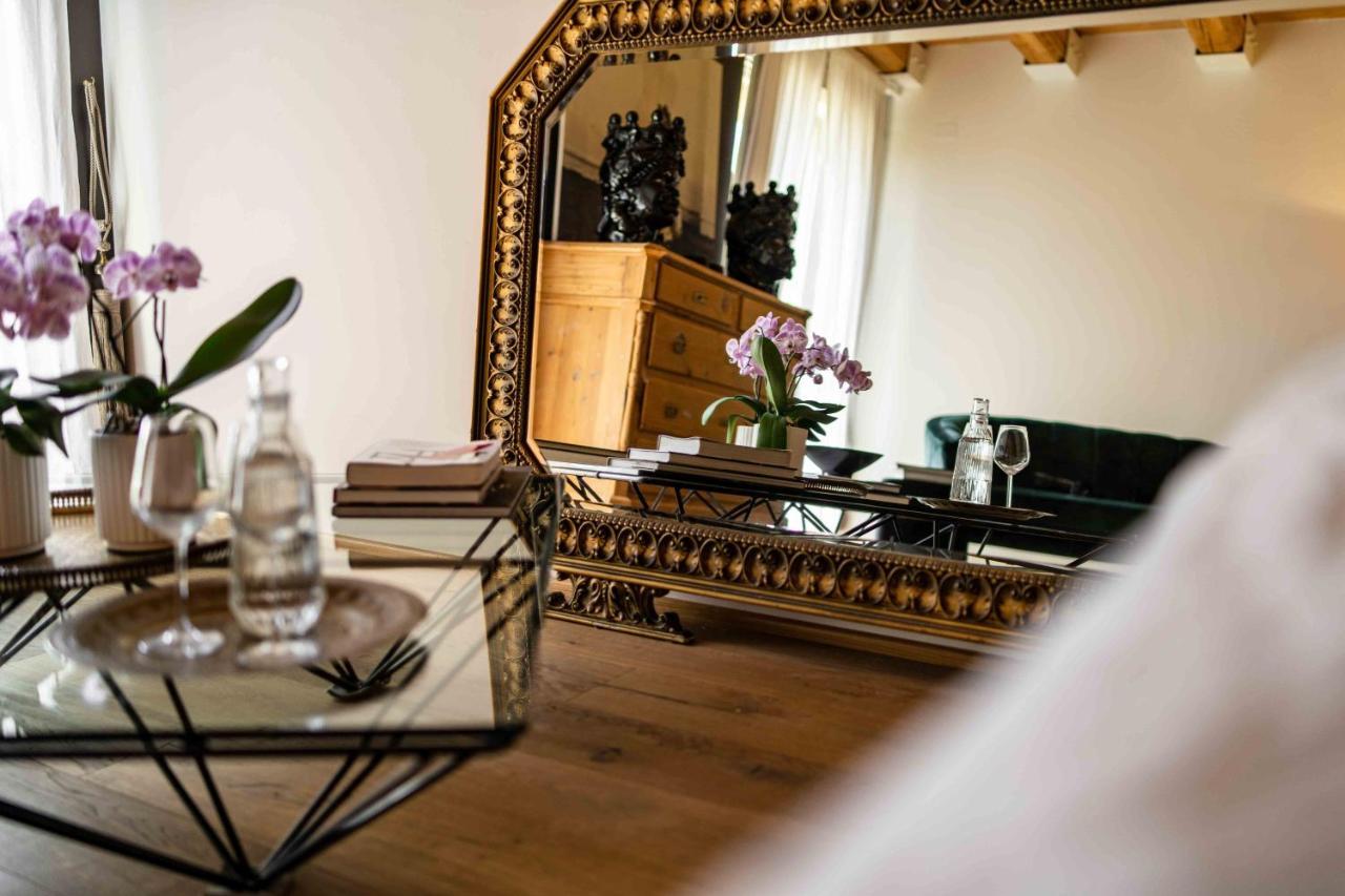 Casavostra - Ambience Suites Ostra Vetere Exteriör bild