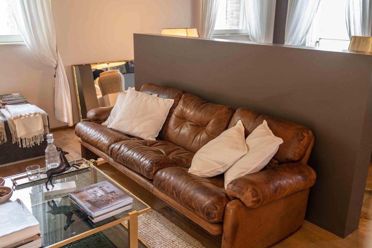 Casavostra - Ambience Suites Ostra Vetere Exteriör bild